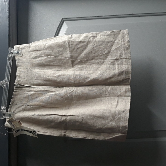 Skirt Sz 11 - Picture 3 of 6